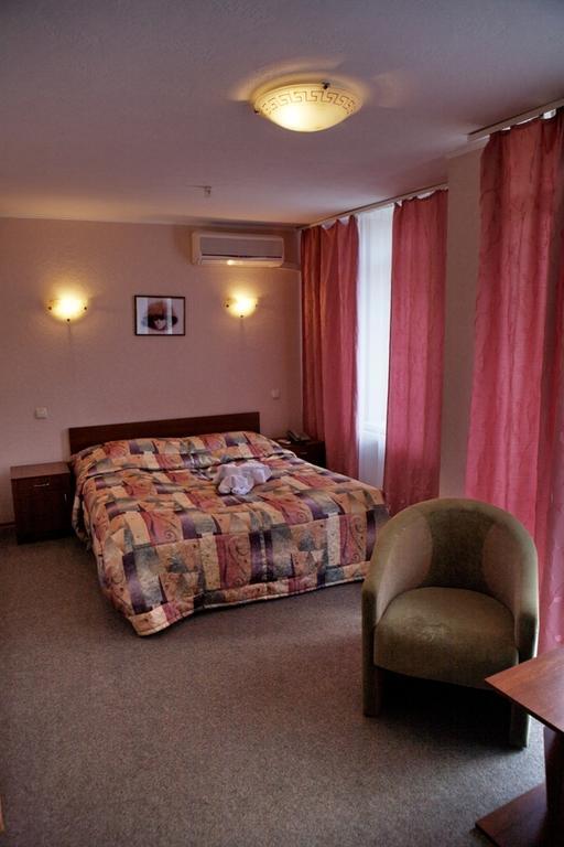 Carnaval Resort & Spa Koropovo Zimmer foto